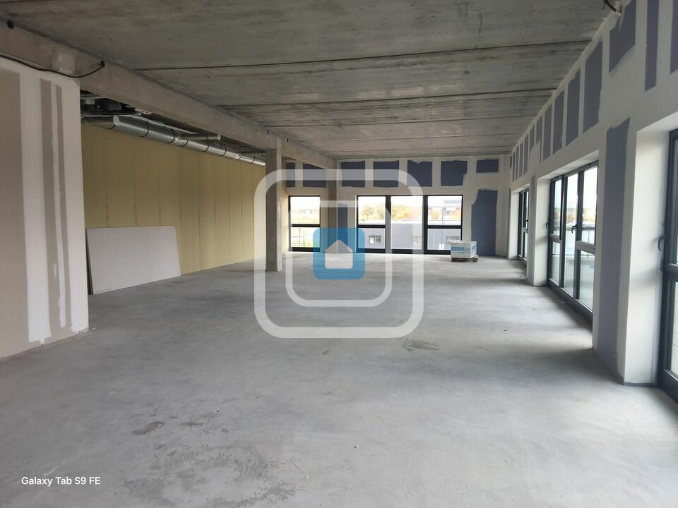 D'ERLON IMMOBILIER VENTE-BUREAUX-SAINTE-SAVINE-10
