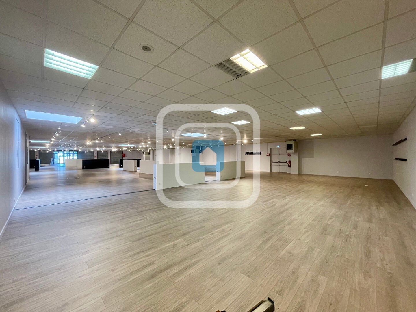 D'ERLON IMMOBILIER VENTE-LOCAL COMMERCIAL-REIMS-51