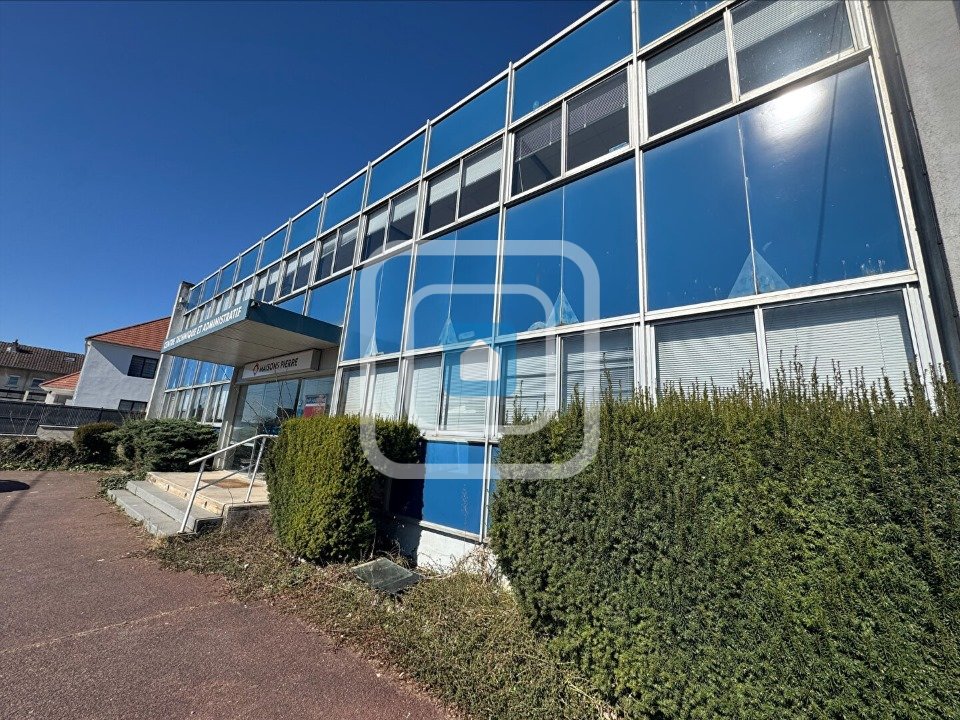 D'ERLON IMMOBILIER LOCATION-BUREAUX-CUFFIES-02