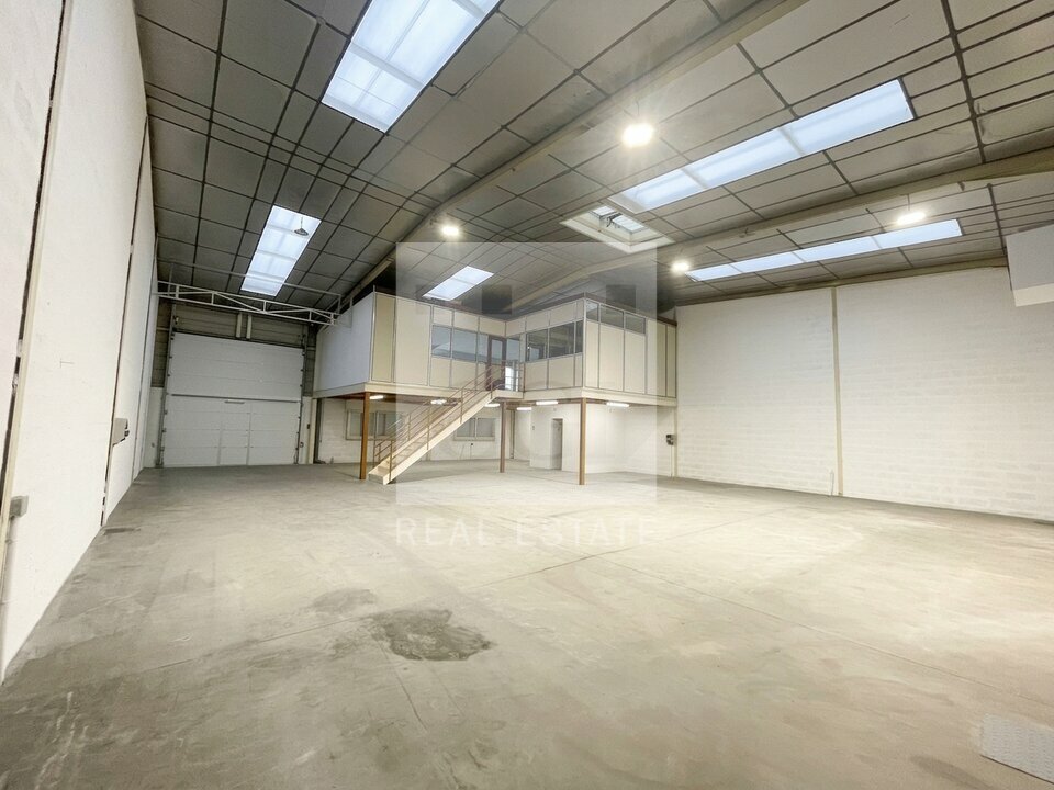 CGI GRENOBLE LOCATION-LOCAL D'ACTIVITE-EYBENS-38