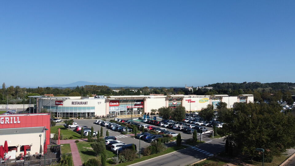 STENEN LOCATION-LOCAL COMMERCIAL-AVIGNON-84