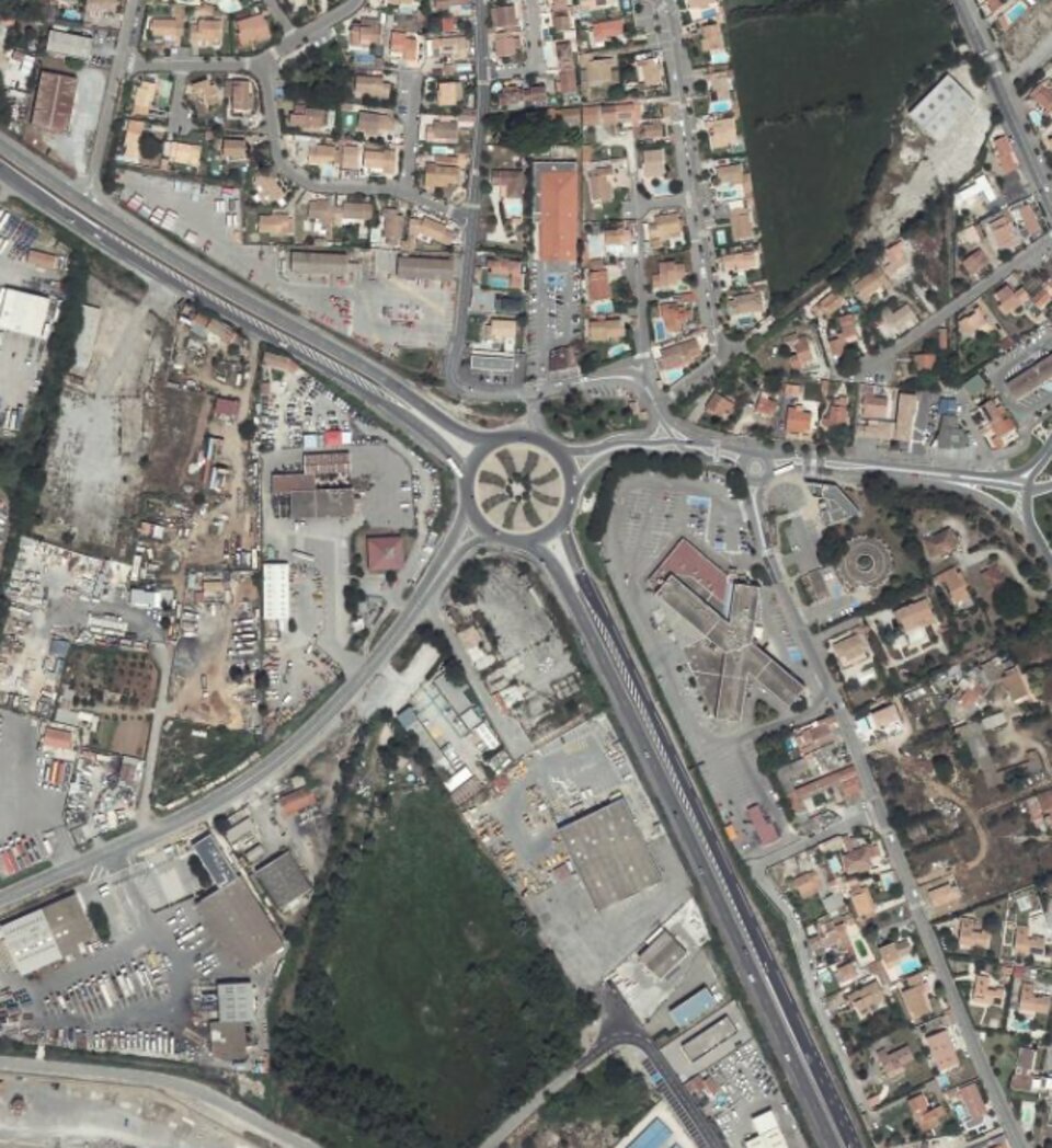 STENEN LOCATION-LOCAL COMMERCIAL-FOS_SUR_MER-13