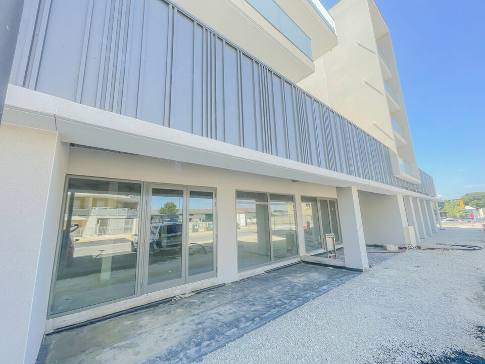 STENEN LOCATION-LOCAL COMMERCIAL-LES_ANGLES-30