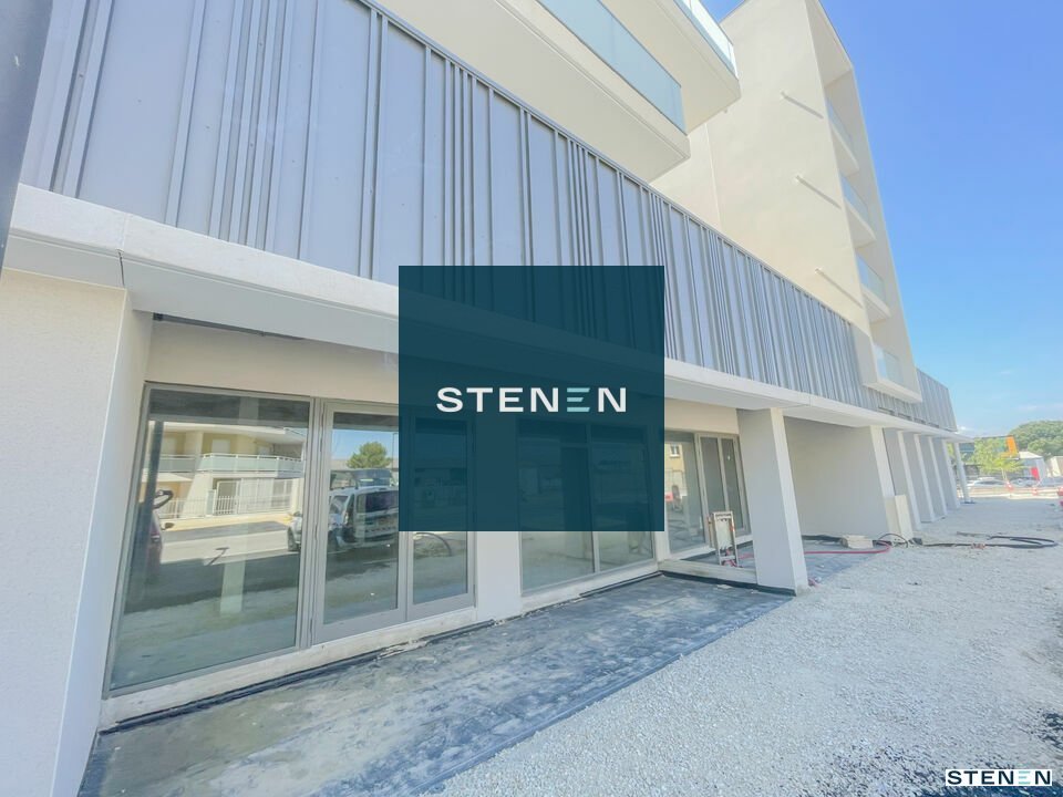 STENEN LOCATION-LOCAL COMMERCIAL-LES_ANGLES-30