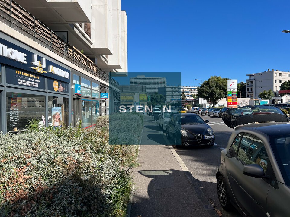 STENEN LOCATION-LOCAL COMMERCIAL-MARSEILLE-13