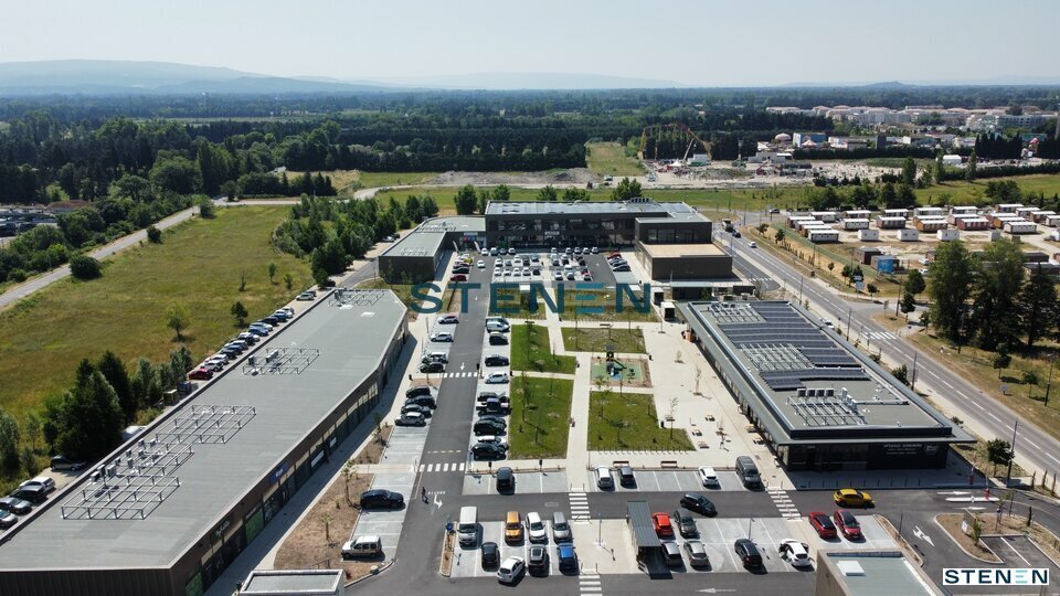 STENEN LOCATION-LOCAL COMMERCIAL-MONTEUX-84