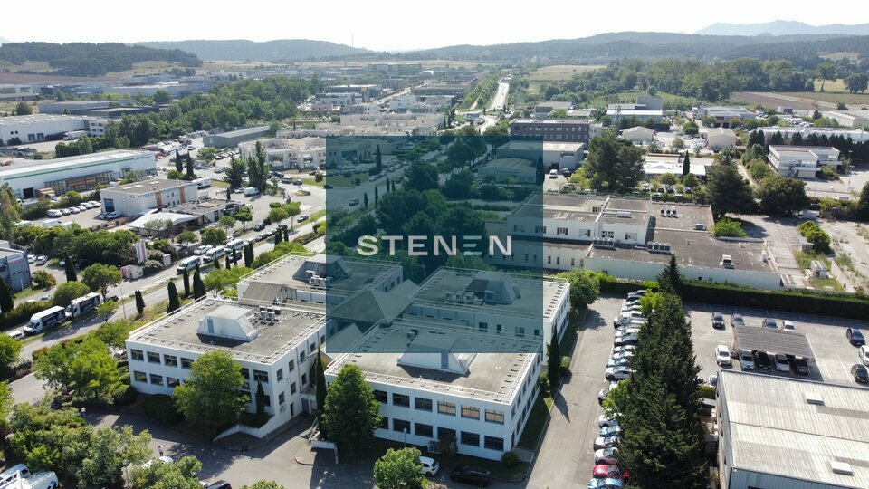 STENEN LOCATION-BUREAUX-LES_MILLES-13