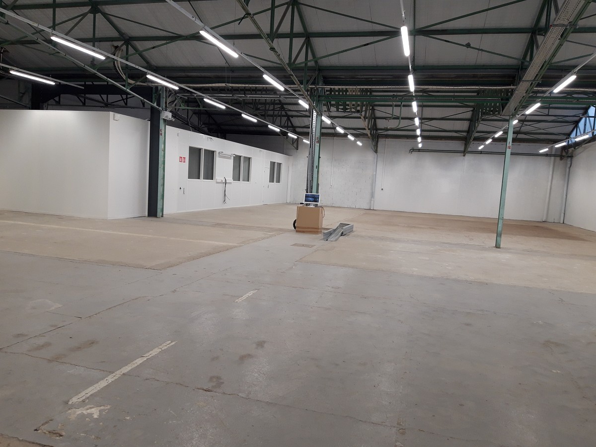 SAS VERSION LOCAL LOCATION-ENTREPOT-REYRIEUX-01