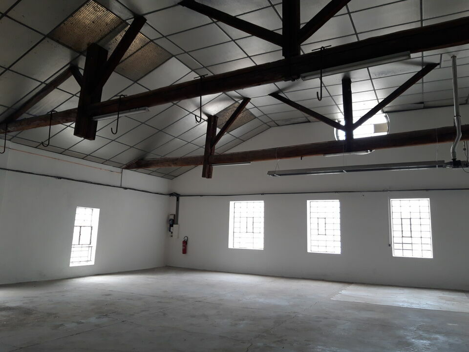 SAS VERSION LOCAL LOCATION-ENTREPOT-NEUVILLE_SUR_SAONE-69