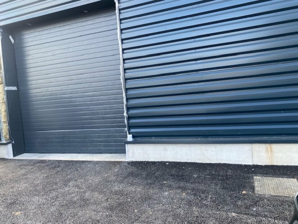 SAS VERSION LOCAL LOCATION-ENTREPOT-GLEIZE-69