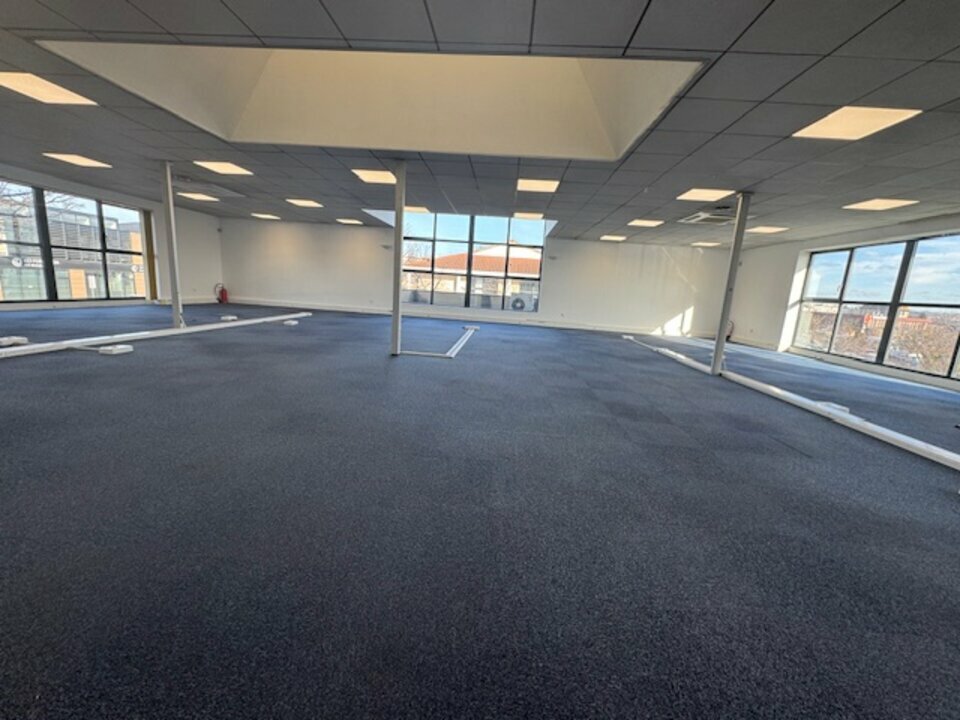 SAS VERSION LOCAL VENTE-BUREAUX-VILLEFRANCHE_SUR_SAONE-69