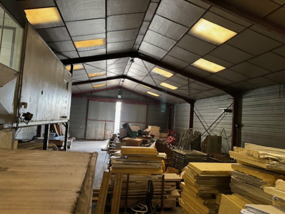 SAS VERSION LOCAL LOCATION-LOCAL D'ACTIVITE-GLEIZE-69