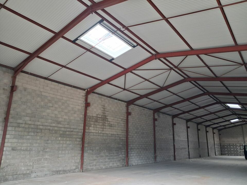 SAS VERSION LOCAL VENTE-ENTREPOT-BELLEVILLE-69