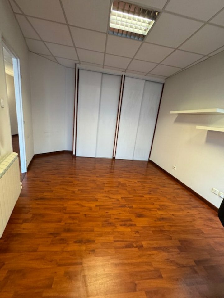 SAS VERSION LOCAL VENTE-BUREAUX-VILLEFRANCHE-SUR-SAONE-69