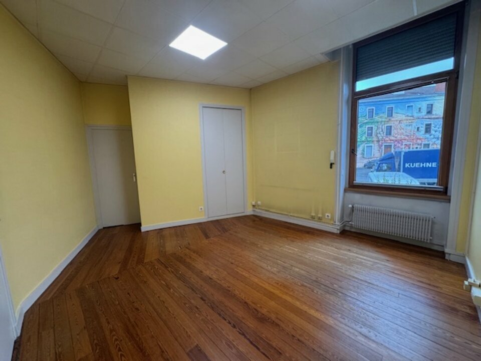 SAS VERSION LOCAL LOCATION-BUREAUX-VILLEFRANCHE-SUR-SAONE-69