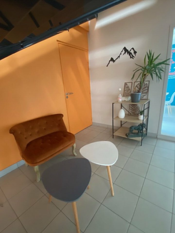 SAS VERSION LOCAL LOCATION-BUREAUX-VILLEFRANCHE_SUR_SAONE-69