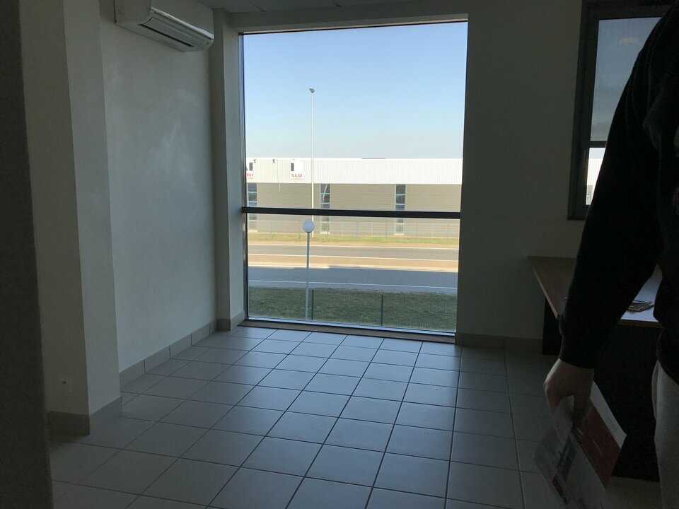 SAS VERSION LOCAL LOCATION-BUREAUX-ARNAS_-69