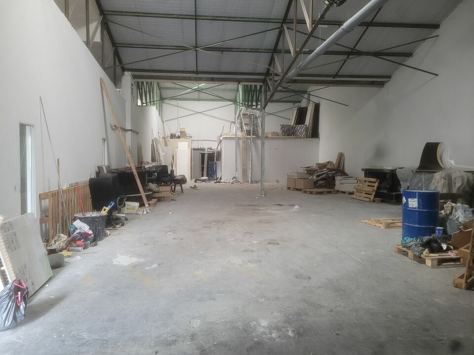 SAS VERSION LOCAL LOCATION-ENTREPOT-REYRIEUX-01