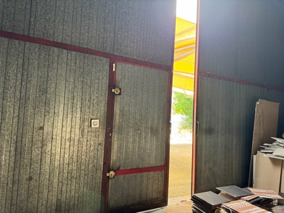 SAS VERSION LOCAL VENTE-ENTREPOT-GLEIZE-69