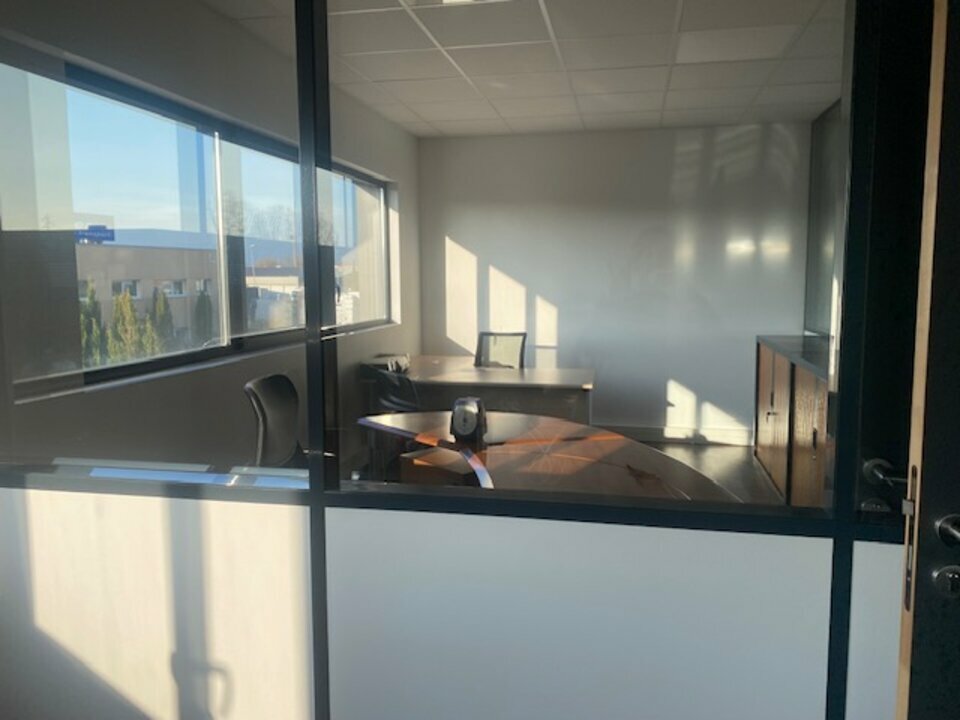 SAS VERSION LOCAL LOCATION-BUREAUX-MARCILLY_D'AZERGUES-69