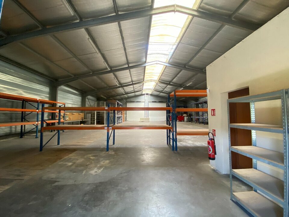 SAS VERSION LOCAL LOCATION-ENTREPOT-TREVOUX-01