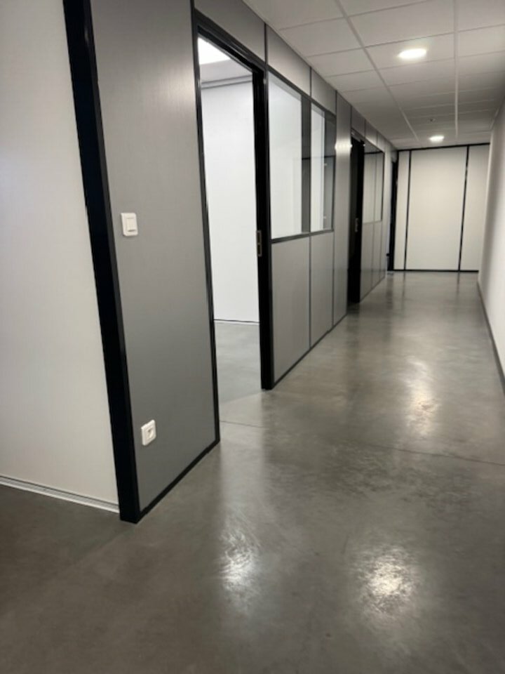 SAS VERSION LOCAL LOCATION-BUREAUX-VILLEFRANCHE_SUR_SAONE-69