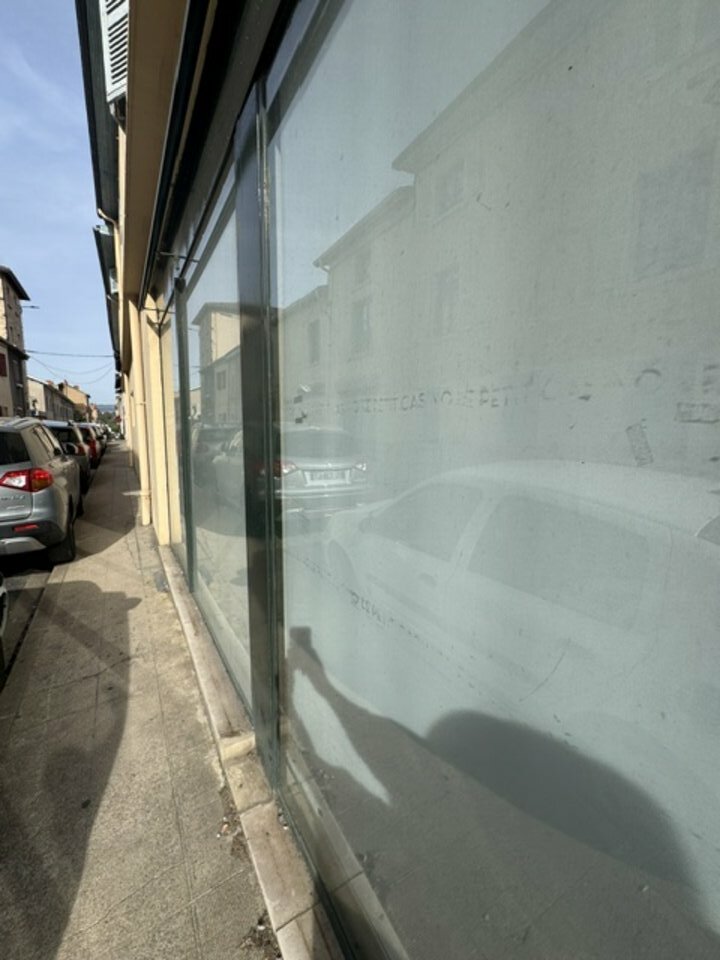 SAS VERSION LOCAL LOCATION-LOCAL COMMERCIAL-VILLEFRANCHE_SUR_SAONE-69
