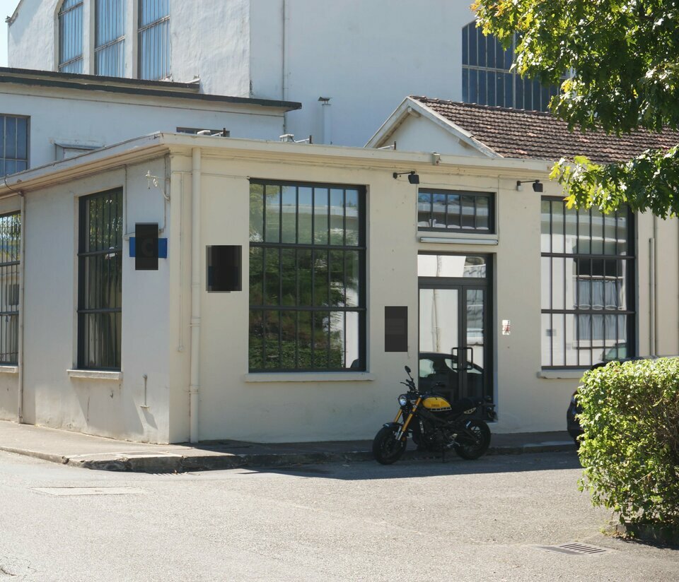 SAS VERSION LOCAL LOCATION-ENTREPOT-NEUVILLE_SUR_SAONE-69