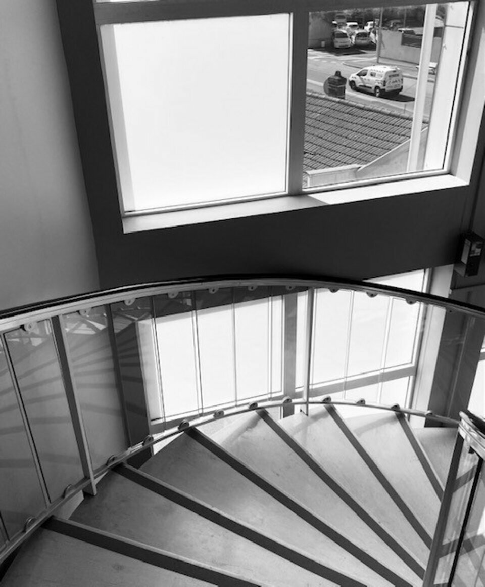 SAS VERSION LOCAL VENTE-BUREAUX-VILLEFRANCHE_SUR_SAONE-69