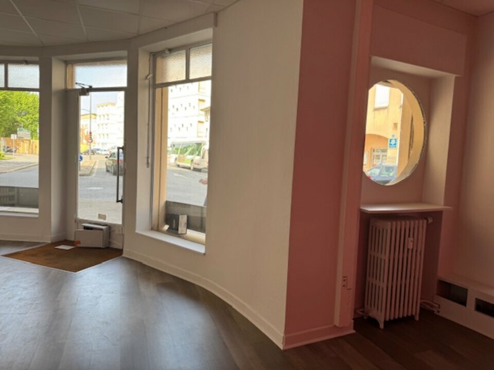 SAS VERSION LOCAL LOCATION-BUREAUX-VILLEFRANCHE_SUR_SAONE-69