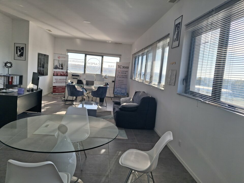 SAS VERSION LOCAL VENTE-BUREAUX-BELLEVILLE-69