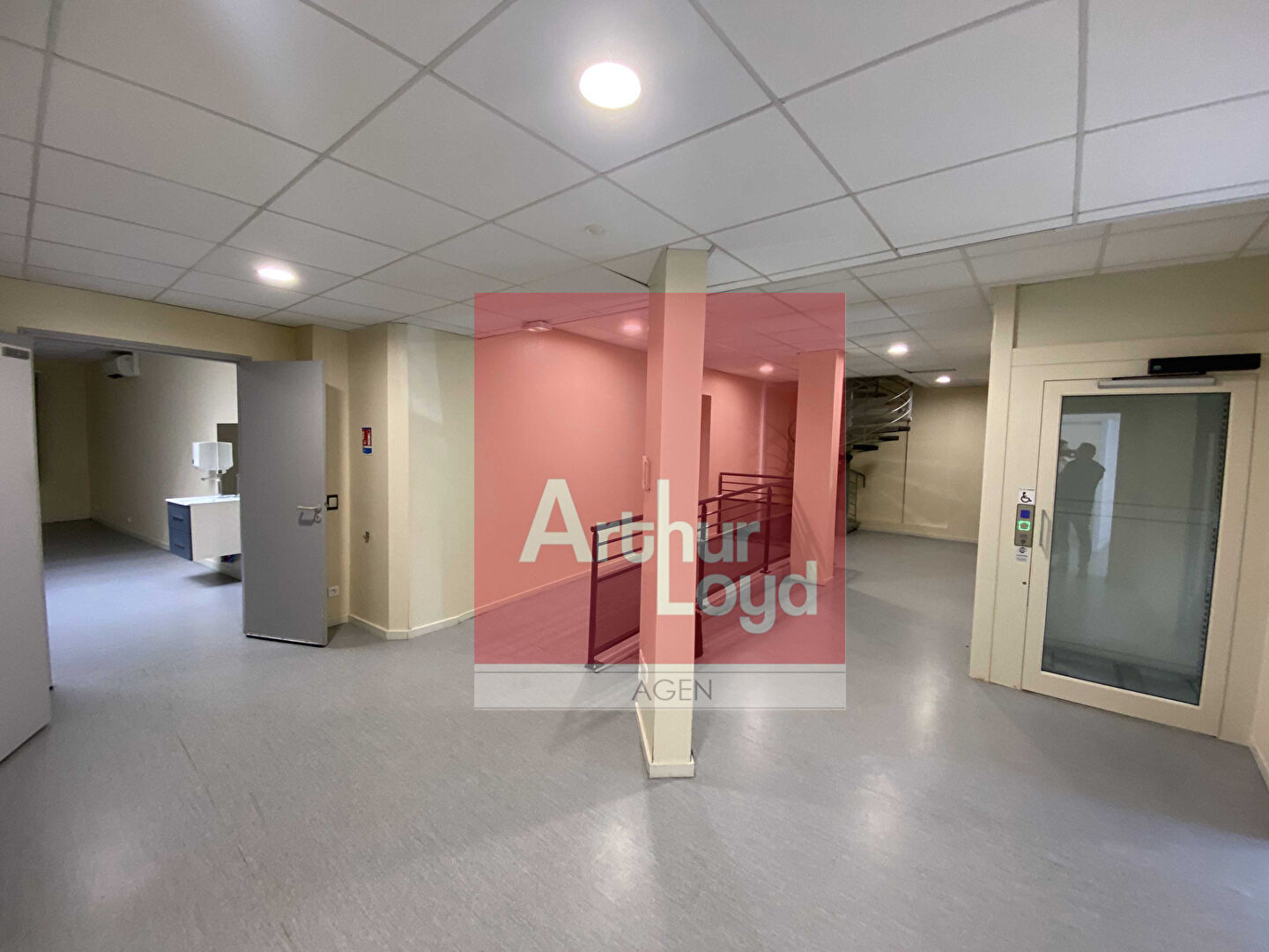 ARTHUR LOYD AGEN VENTE-BUREAUX-SAINTE_LIVRADE_SUR_LOT-47