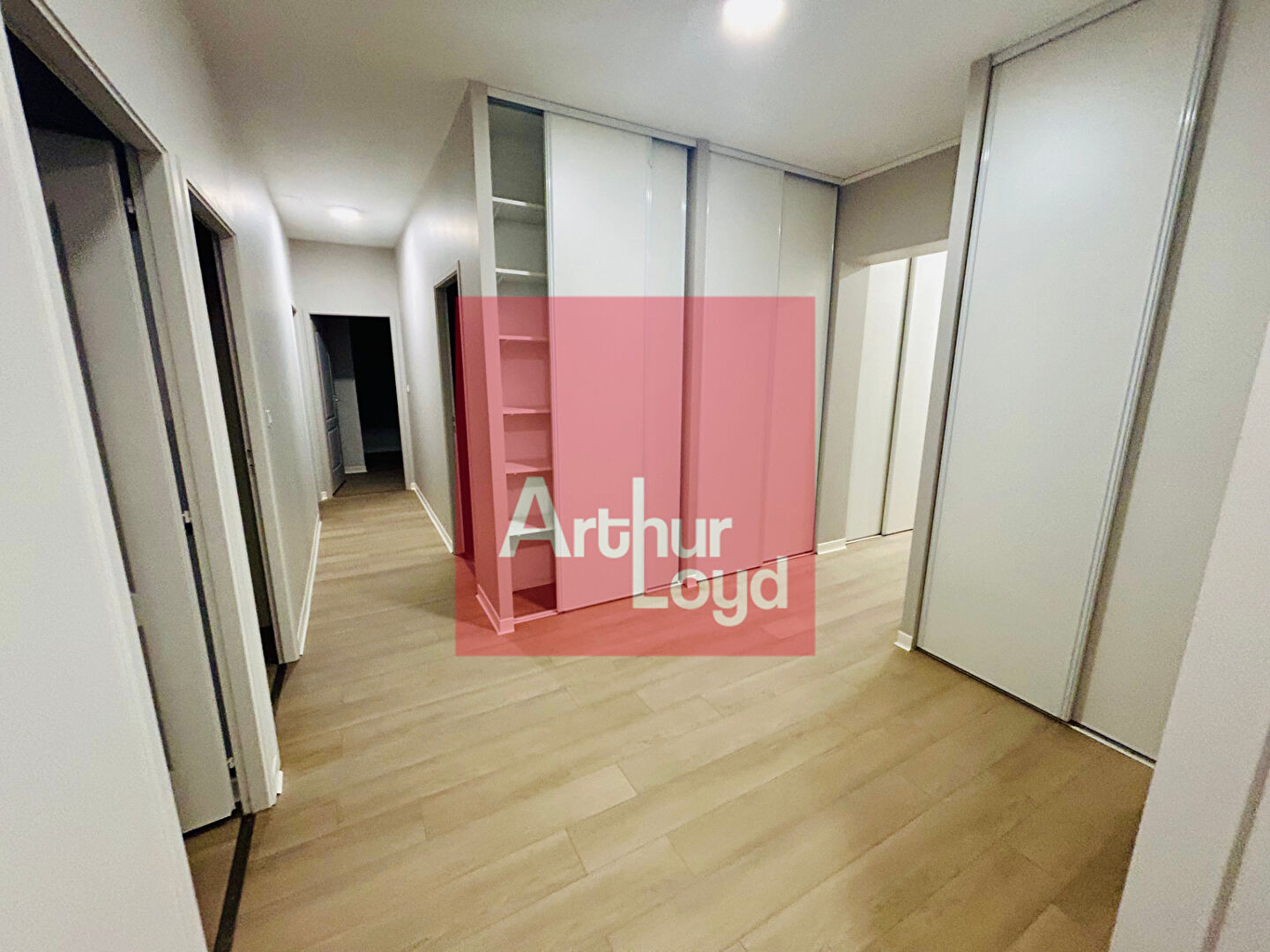 ARTHUR LOYD AGEN LOCATION-BUREAUX-BOE-47