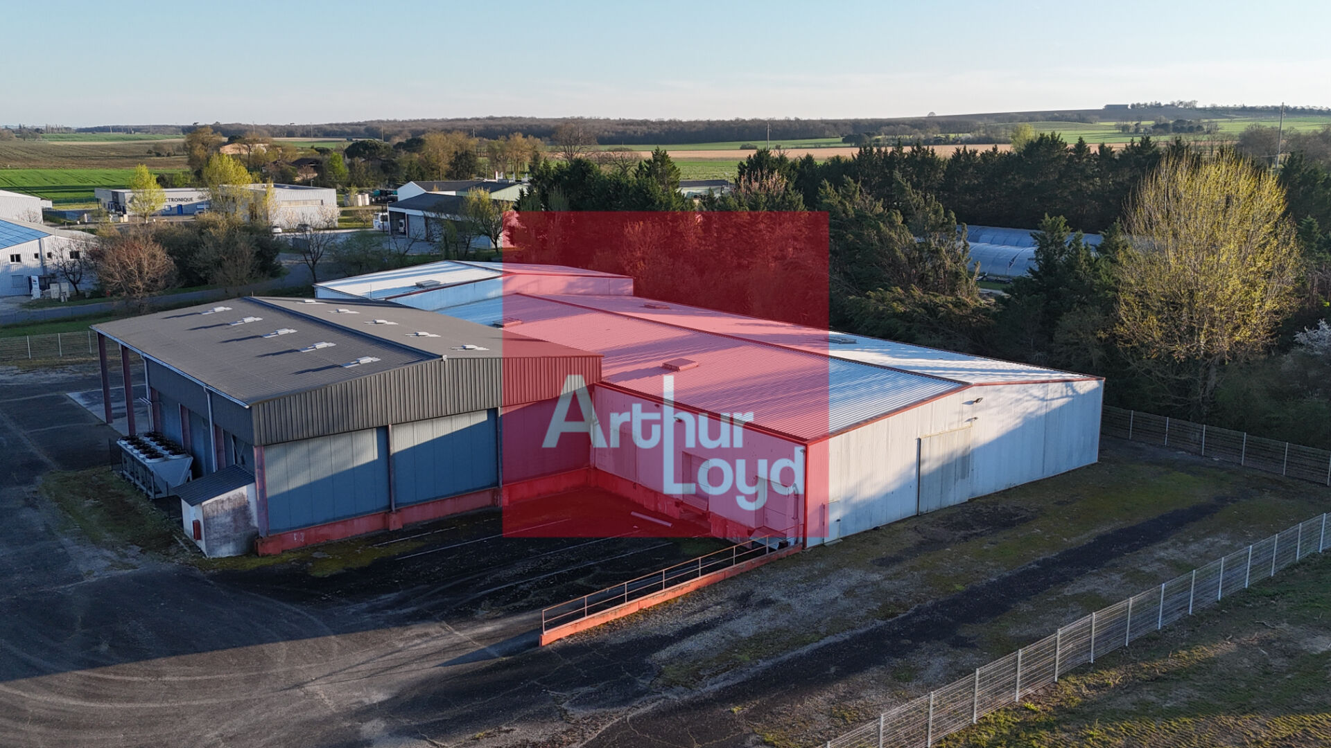 ARTHUR LOYD AGEN VENTE-LOCAL D'ACTIVITE-LECTOURE-32