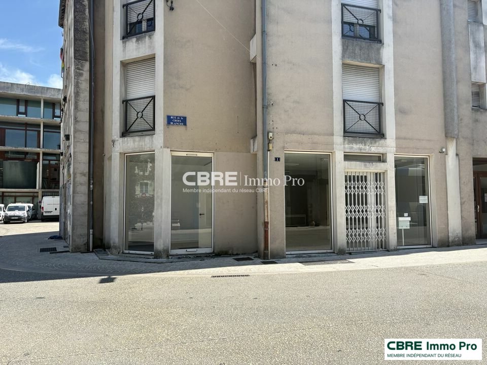 CBRE IMMO PRO LOCATION-LOCAL COMMERCIAL-POITIERS-86