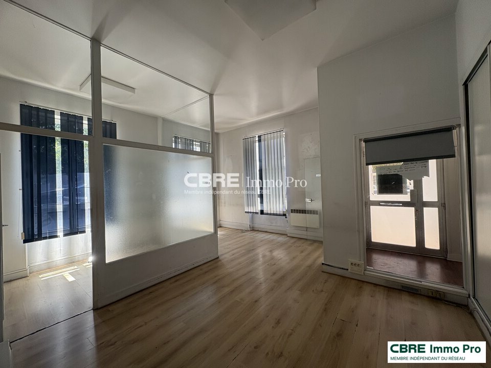 CBRE IMMO PRO LOCATION-LOCAL COMMERCIAL-POITIERS-86