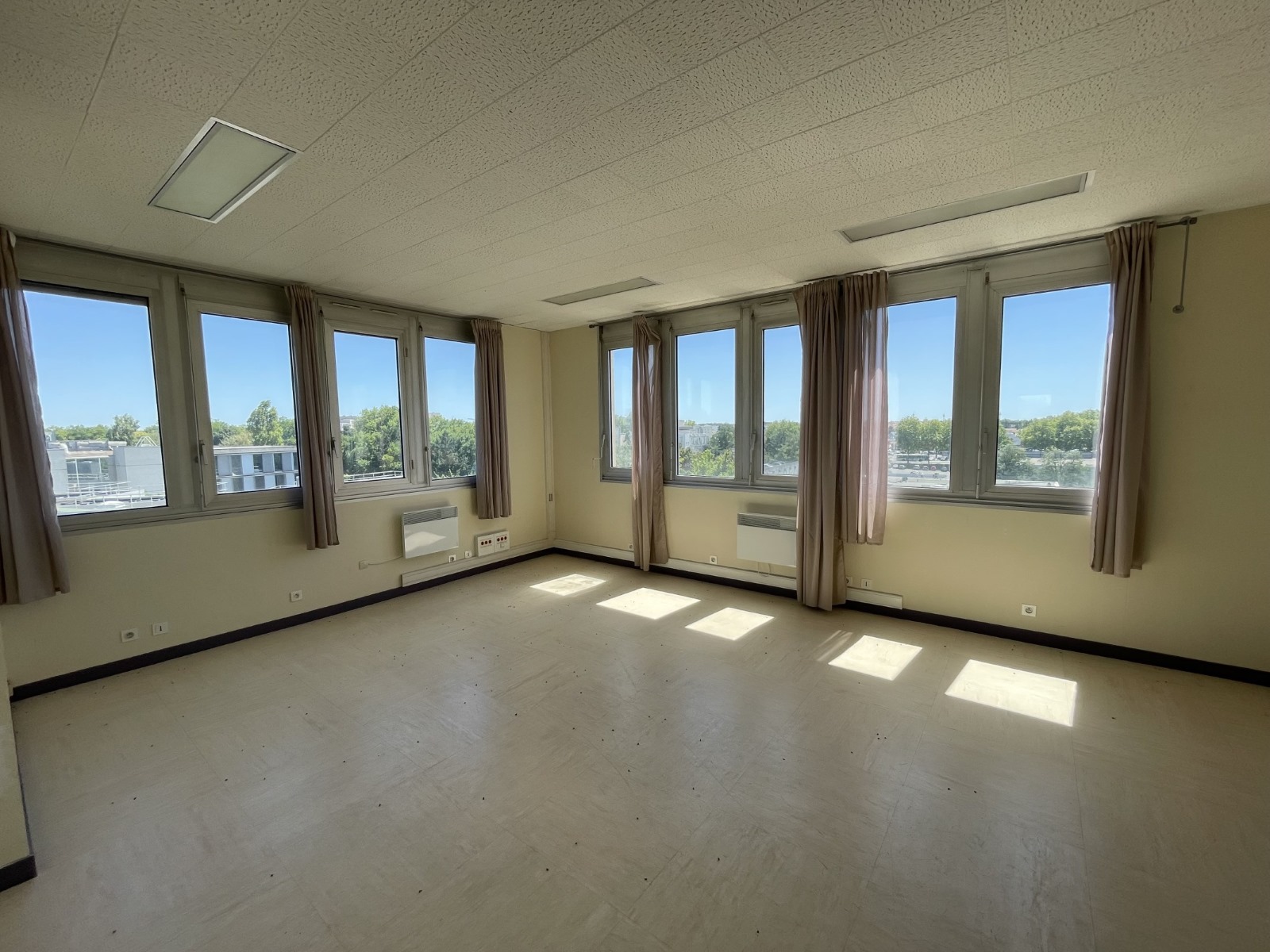 CBRE IMMO PRO VENTE-BUREAUX-POITIERS-86