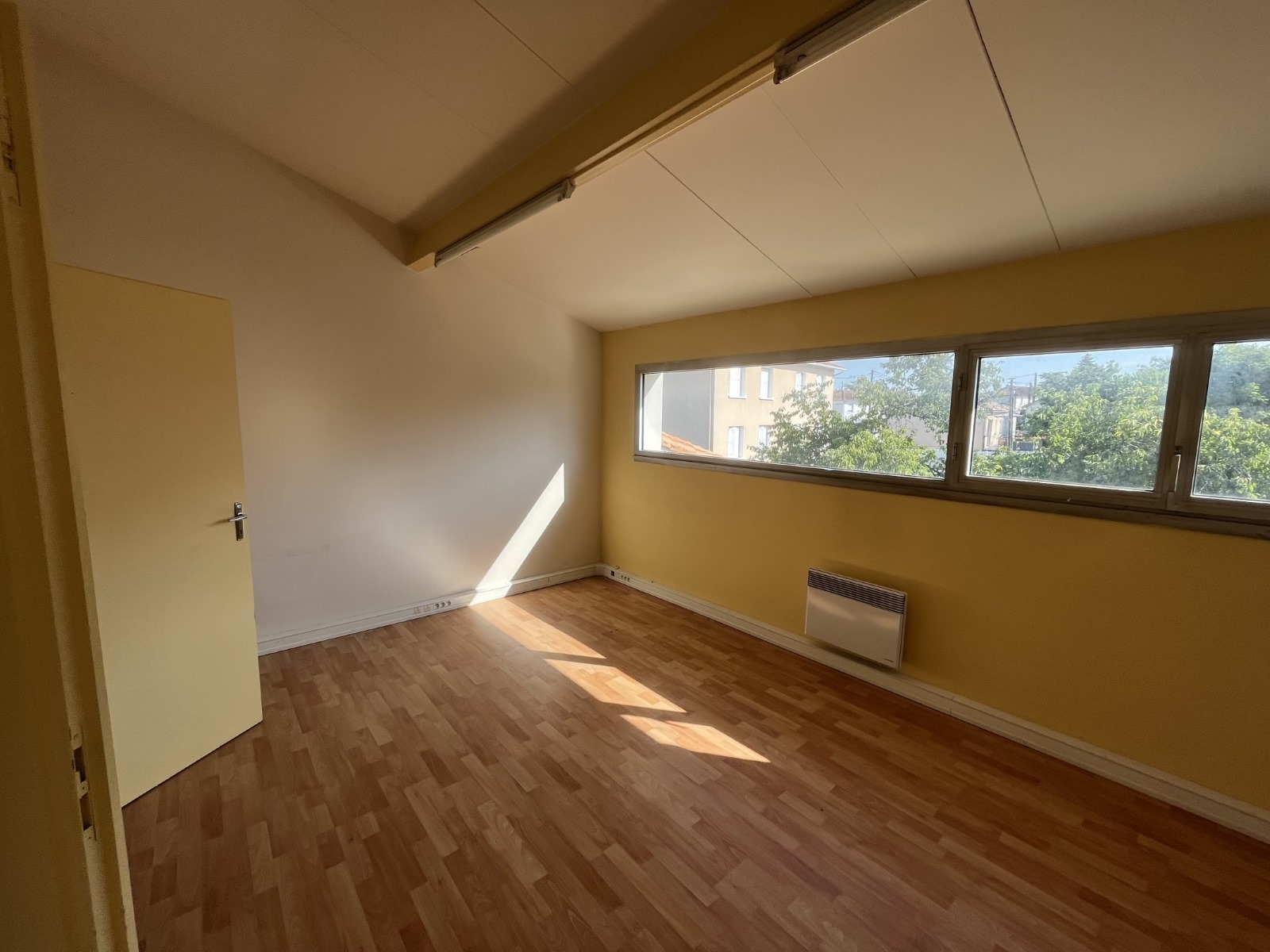 CBRE IMMO PRO LOCATION-BUREAUX-NIORT-79