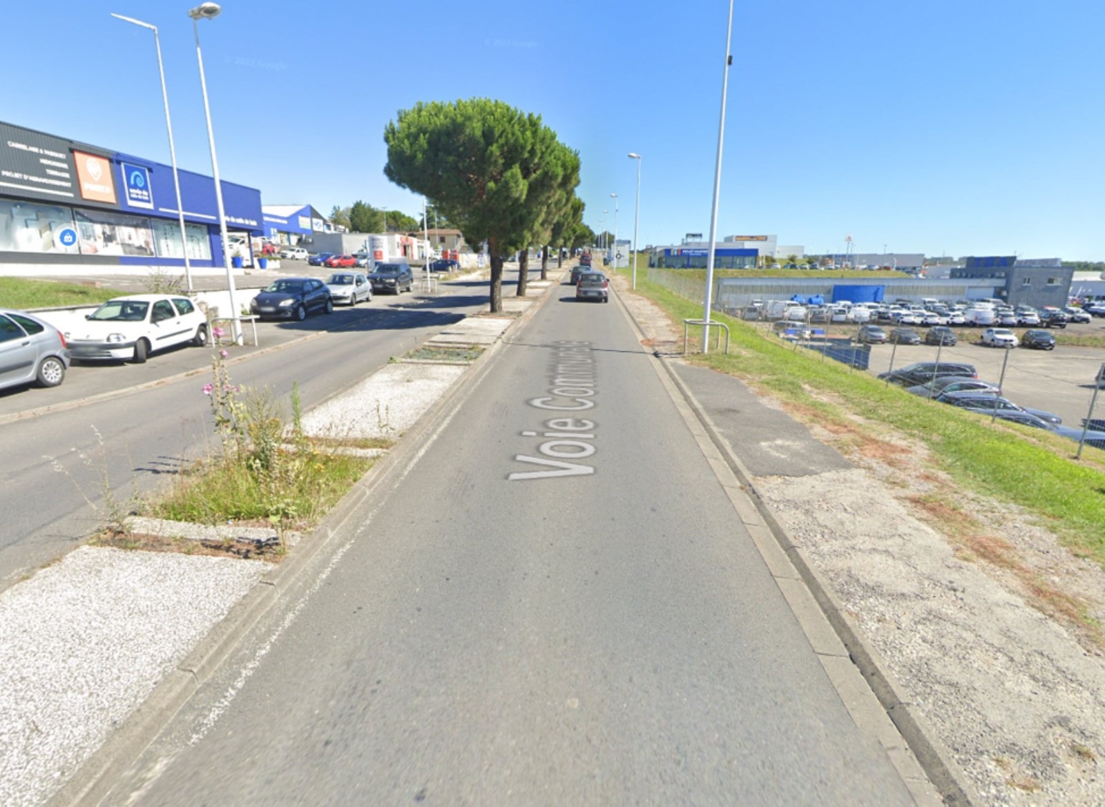CBRE IMMO PRO LOCATION-LOCAL COMMERCIAL-CHAMPNIERS-16