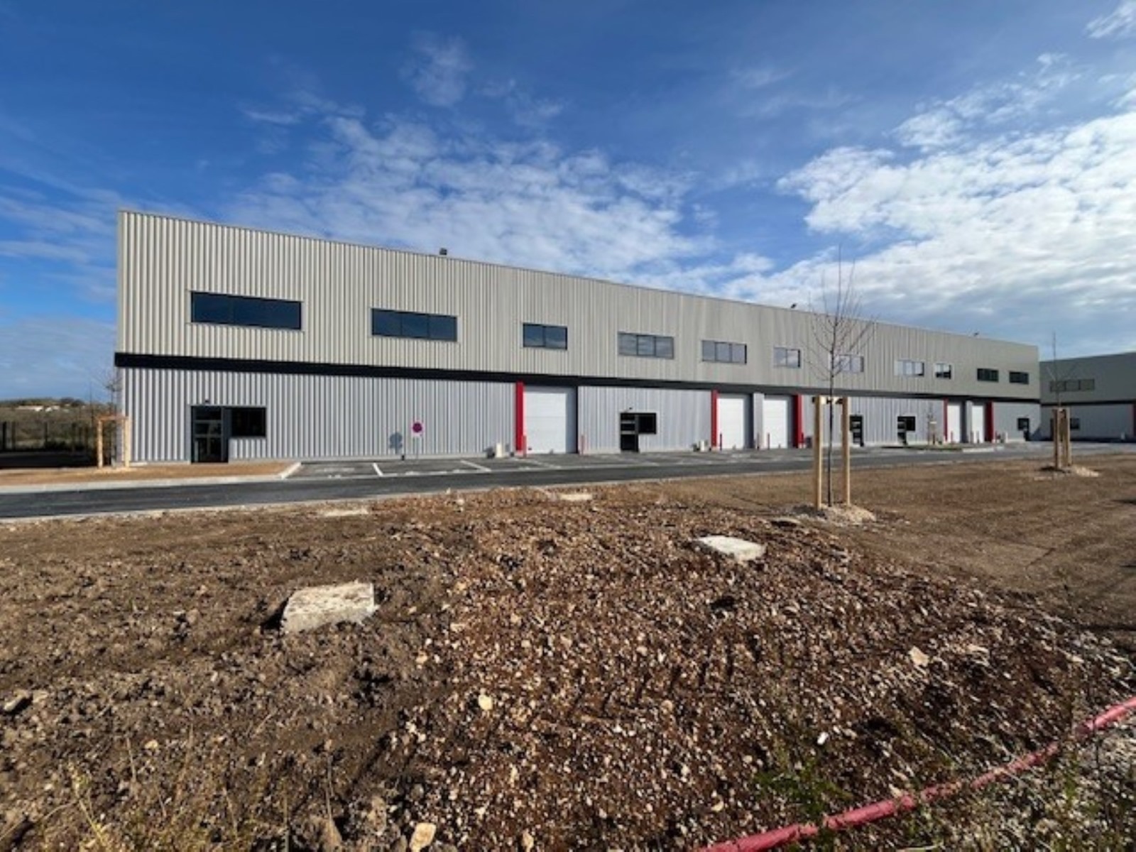 CBRE IMMO PRO LOCATION-LOCAL D'ACTIVITE-CHAMPNIERS-16