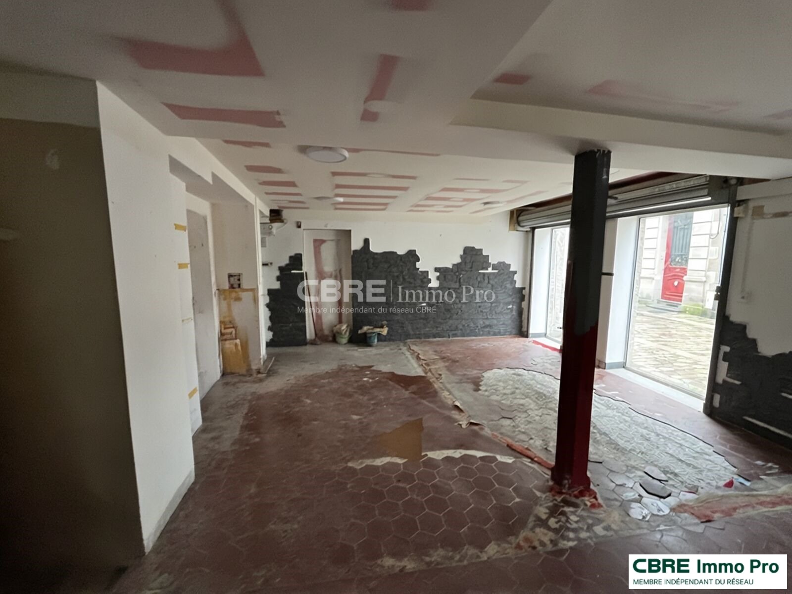 CBRE IMMO PRO LOCATION-LOCAL COMMERCIAL-POITIERS-86