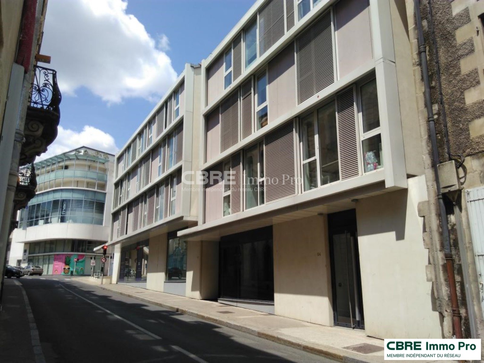 CBRE IMMO PRO VENTE-LOCAL COMMERCIAL-POITIERS-86