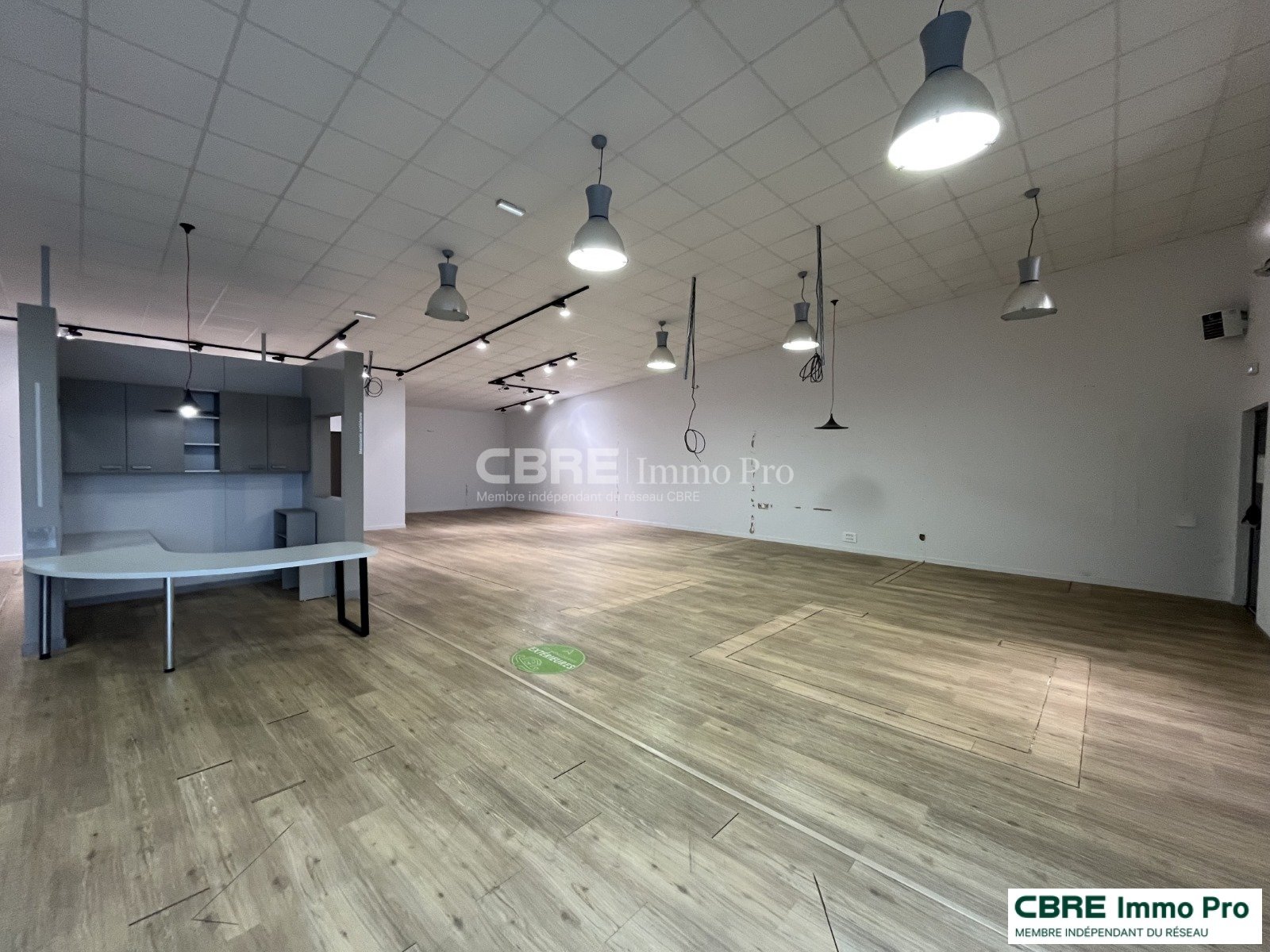 CBRE IMMO PRO LOCATION-LOCAL COMMERCIAL-POITIERS-86