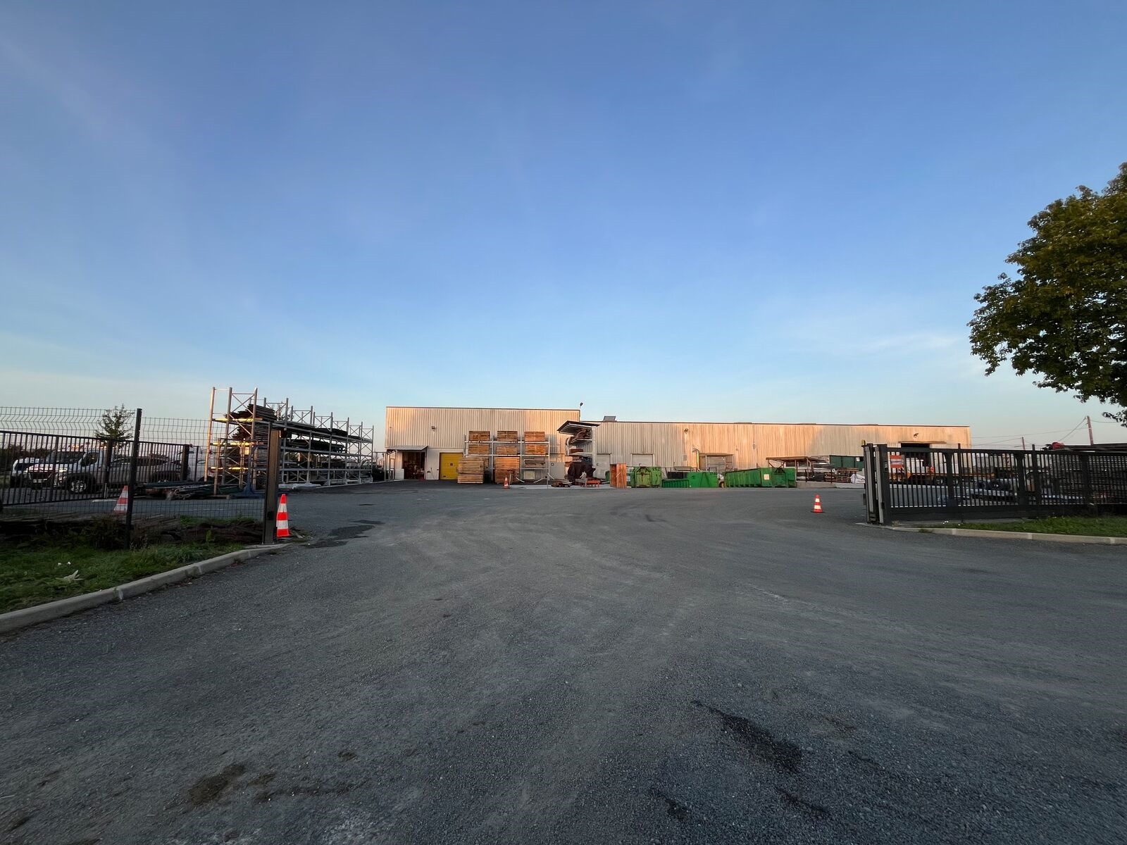 CBRE IMMO PRO VENTE-LOCAL D'ACTIVITE-PRIN_DEYRANCON-79