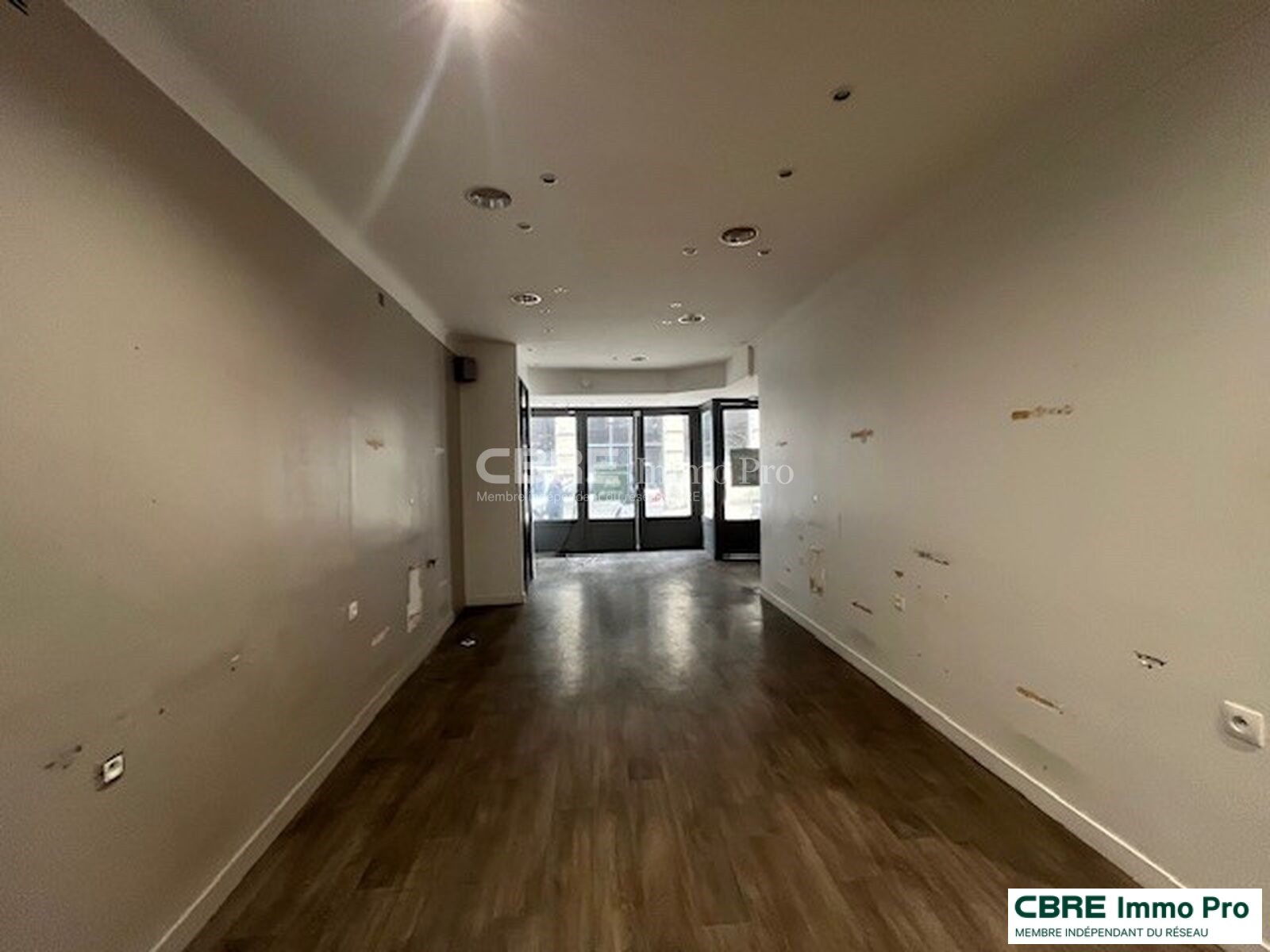 CBRE IMMO PRO LOCATION-LOCAL COMMERCIAL-POITIERS-86