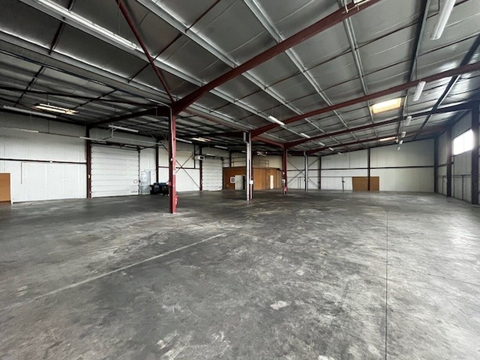 CBRE IMMO PRO LOCATION-LOCAL D'ACTIVITE-FONTAINE_LE_COMTE-86