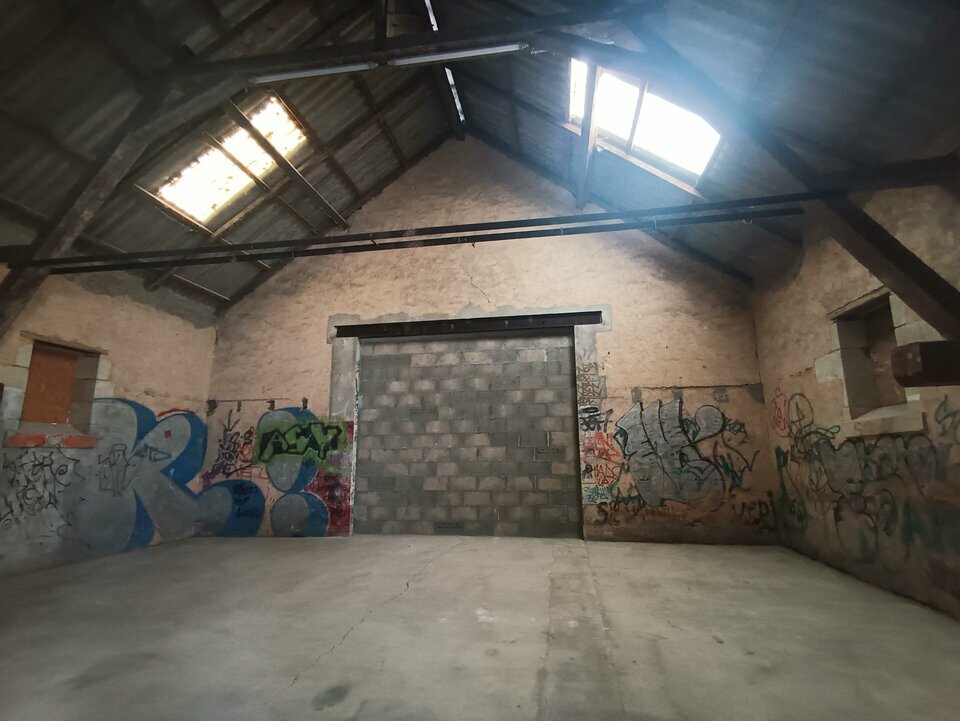 CBRE IMMO PRO LOCATION-LOCAL D'ACTIVITE-LIGUGE-86
