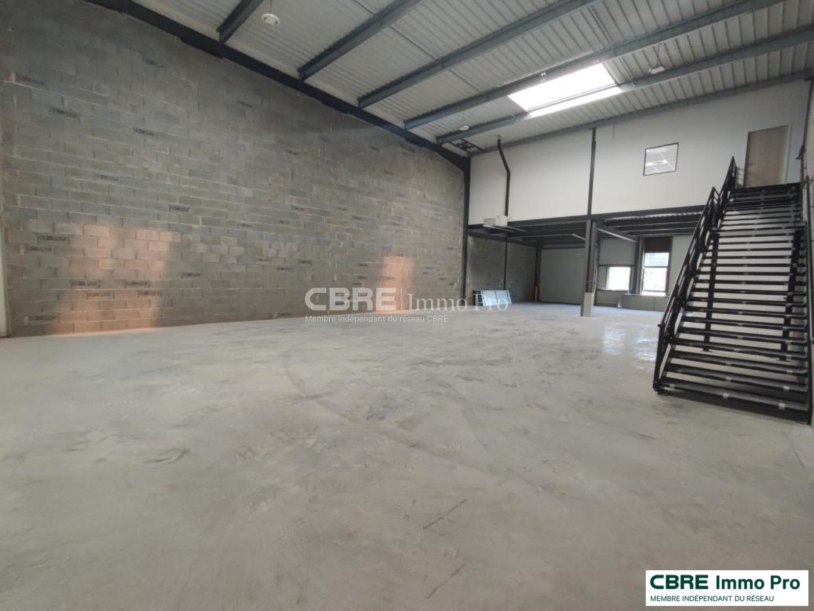 CBRE IMMO PRO LOCATION-LOCAL D'ACTIVITE-POITIERS-86