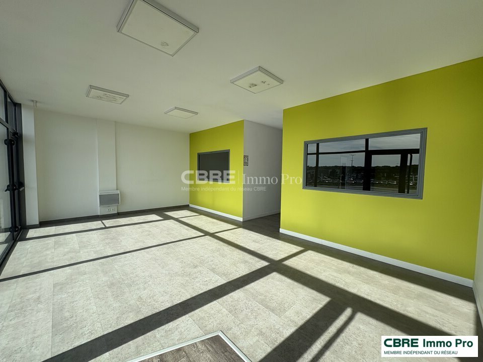 CBRE IMMO PRO LOCATION-LOCAL COMMERCIAL-POITIERS-86