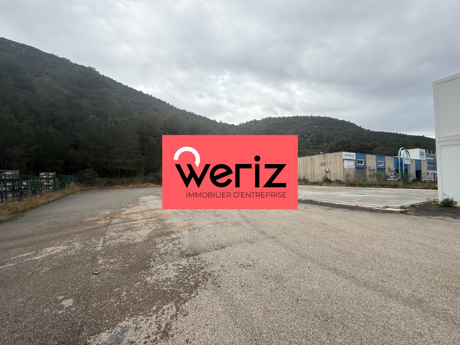 WERIZ LOCATION-TERRAIN-GEMENOS-13